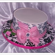 Торт“ Дамаск с розовым бантом“ фото