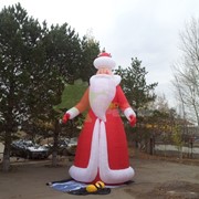 Надувная фигура Дед мороз классический 6м фото