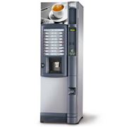 Установка обслуживание торговых автоматов по продаже горячих напитков и штучного товара фото