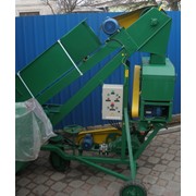 Зернометатель ЗМ-60У- ЗМ-60С может перебрасывать зерно на расстояние до 18 метров фото