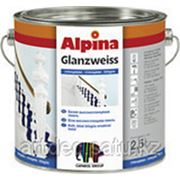 Краска Alpina в ассортименте фотография