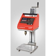 Стационарное оборудование для маркировки eс9 - маркировка цилиндрических деталей максимальным весом до 3 кг и максимальным диаметром до 150 мм фото