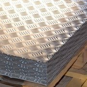 Алюминиевый лист рифленый от 1,2 до 4мм, резка в размер. Гладкий лист от 0,5 мм. Доставка по всей области. Арт-820 фотография