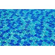 Стеклянная мозаика для бассейна фотография