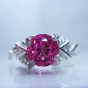 Серебреное кольцо с Мистическим розовым топазом фото