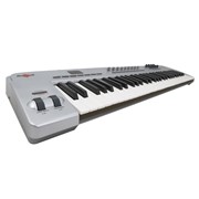 Динамическая MIDI-клавиатура M-Audio Oxygen 61