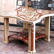 Декоративный стол СТ-2