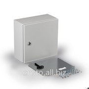 Шкаф настенный Cubo размер 300 x 300 x 150 мм, глухая стенка, мягкая сталь, окрашенная полиэфирной краской, E932 фотография