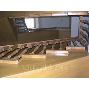 Маршевая межэтажная деревянная лестница на металлокаркасе фото