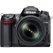 Nikon Nikon D7000 kit 18-55 VR Digital Set