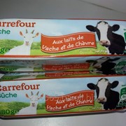 Французский сыр Carrefour aux laits de Vache et de Chévre фото