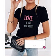 Женская футболка с надписью "love is all you need" 42-50 р. черная