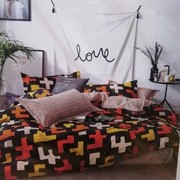 Двуспальный комплект постельного белья из сатина черный с цветным узором-паззлом фото