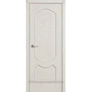 Межкомнатная дверь Венеция натуральный шпон дуба патина белая