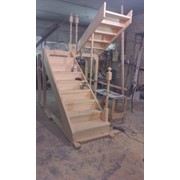 Лестницы из сосны фотография