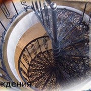 Лестницы винтовые кованные. фото