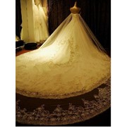Роскошные свадебные платья со шлейфом