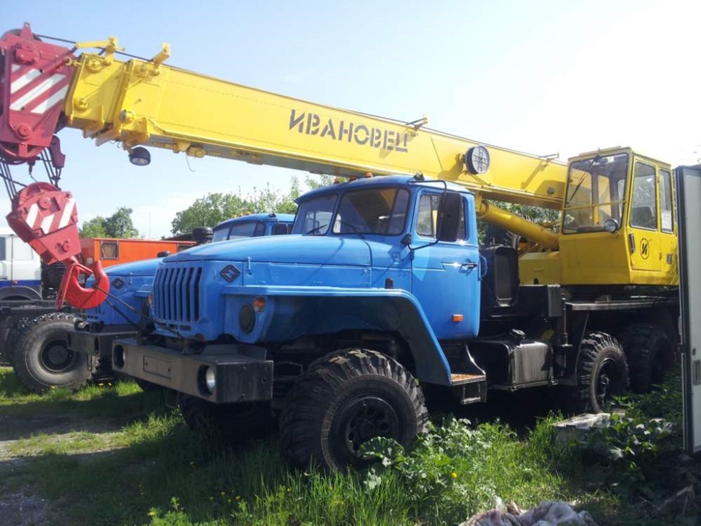 Урал шасси 4320 Автомобильный кран Ивановец КС-35714 16тн. 3-х ...