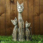 Сувенир дерево “Семейка серых кошек“ 30х8х60 см фото