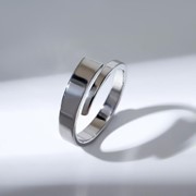 Кольцо 'Течение' уплотнение, цвет серебро, безразмерное фото