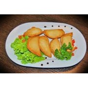 Доставка горячих закусок - Мини-чебуреки с курицей фото