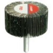 ЗУБР 36604-180 Круг шлифовальный веерный лепестковый на шпильке фотография