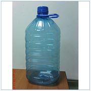 Бутылки из полиэтилена пластиков Пэт бутылка 5 литров. фото
