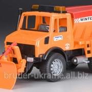 Снегоуборочная машина MB-Unimog с бульдозерной лопатой 02572 фото