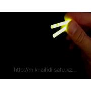 Светящаяся мини-палочка, 2,5 см (100 шт в упаковке) фотография