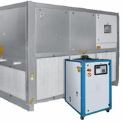 Чиллеры (охладитель жидкости, холодильник, чиллер) итальянского производства мощностью охлаждения 2,2 - 948 кВт., водяного и воздушного охлаждения. фото