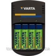 Зарядное устройство Varta Easy Energy Plug Charger + 4XAA 2100mAh (57667-101451)