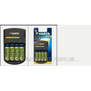 Зарядное устройство VARTA Plug Charger + 4x56706 NI-MH AA 2100 mAh