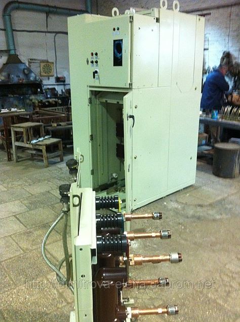 Вакуумный выключатель серии ВР1-10-20/1000 в Запорожье (Высоковольтные ...