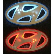 Подсветка эмблемы Hyundai двухцветная (белая-красная)