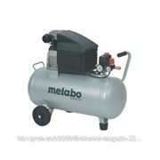 Компрессор METABO BasicAir 350 Гарантия: 12, Объем ресивера: 50, Потребляемая мощность: 1800, Производительность: 150 л/мин, Рабочее давление: 10,