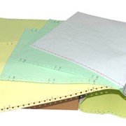 Лента бумажная для принтеров перфорированная фальцованная в стопу многослойная, самокопирующая. фото