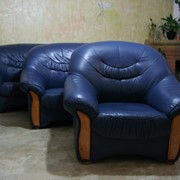Кожаный комплект два дивана и кресло б/у из Европы