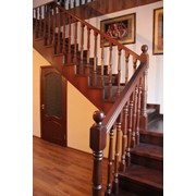 Лестница деревянная фото