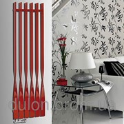Радиатор Cyklon Vertical 1600*410 в красном цвете фотография