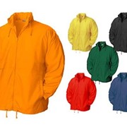 Ветровки и зимние куртки шьем оптом дешево