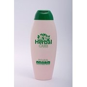 Фитошампунь для нормальных волос “HERBAL“ с натуральной розовой водой “Болгарская роза - Карлово“ фото