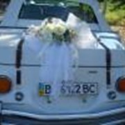 Оформлений помещений и авто живыми цветами фото