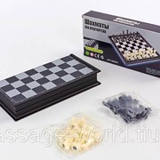 Шахматы дорожные пластиковые на магнитах (пластик, р-р доски 25см x 25см) фото