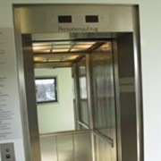 Лифты больничные фотография