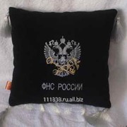 Подушка с символикой ФНС России фото
