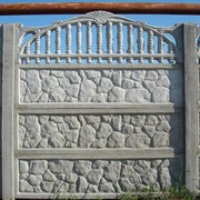 Забор железобетонный ж/б серый фотография