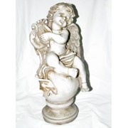 Статуэтка “Ангел с лютней на шаре“ фото