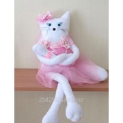 Авторская мягкая игрушка ручной работы Кошка - невеста (белая) фото