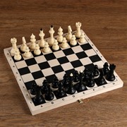 Шахматы “Айвенго“ (доска дерево 40х40 см, фигуры пластик, король h=10 см) фотография