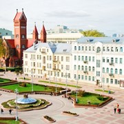 Пешеходная экскурсия по г. Минску “Площадь Независимости и внутренний дворик БГУ“ фотография